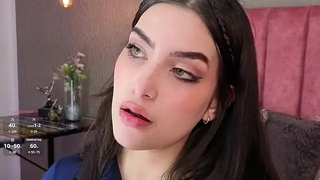 Alexa Thaylor  online show from 4, 4, 2026