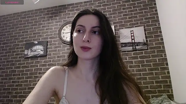  Hot Lady  online show from 28, 2, 2025