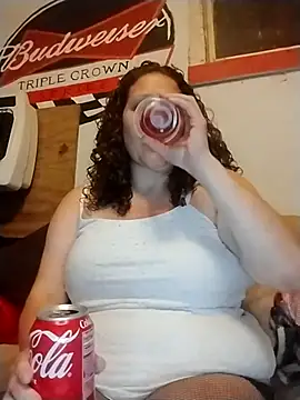 Snapshot of MissMagicMushroom chatting on 28, 10, 2025 MissMagicMushroom online show from 28, 10, 2025