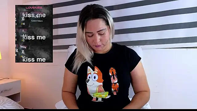 Snapshot of WANDAFOXX1 chatting on 30, 1, 2025 WANDAFOXX1 online show from 30, 1, 2025