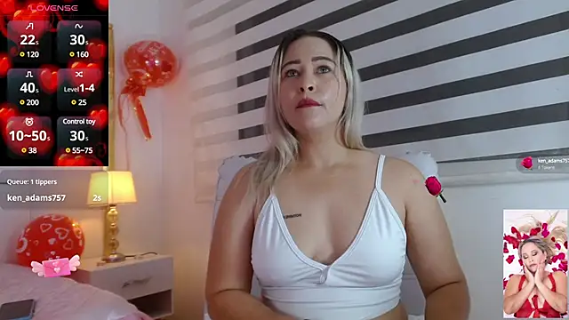 Snapshot of WANDAFOXX1 chatting on 18, 2, 2025 WANDAFOXX1 online show from 18, 2, 2025