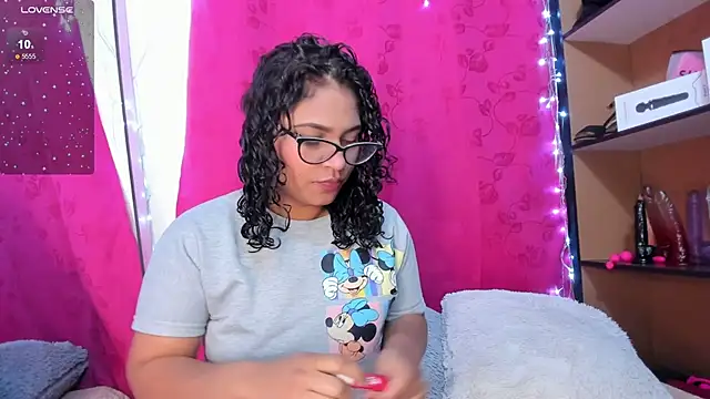 Snapshot of iriss_25 chatting on 3, 2, 2025 iriss 25 online show from 3, 2, 2025