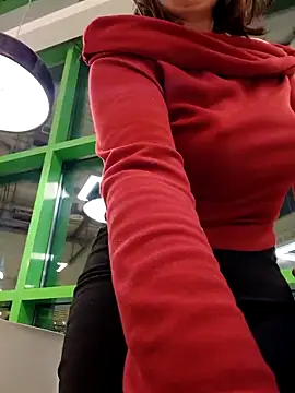 ROXOLANAA SEXY online show from 14, 4, 2026