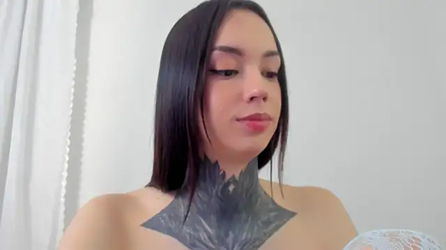 Snapshot of All_yours555 chatting on 18, 2, 2025 All yours555 online show from 18, 2, 2025