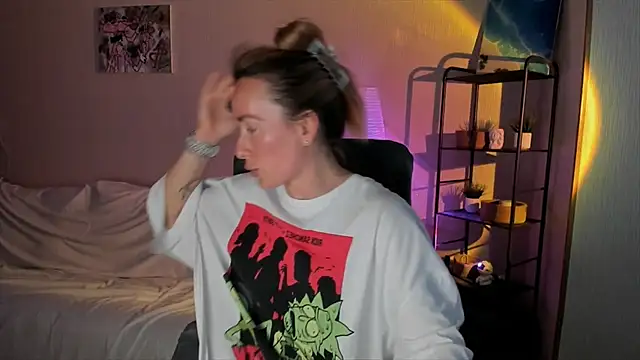 RebeccaMartinez online show from 10, 9, 2025