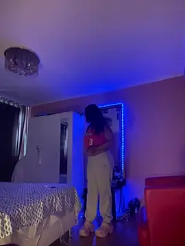 Snapshot of sophiahot_thick chatting on 17, 9, 2025 sophiahot thick online show from 17, 9, 2025