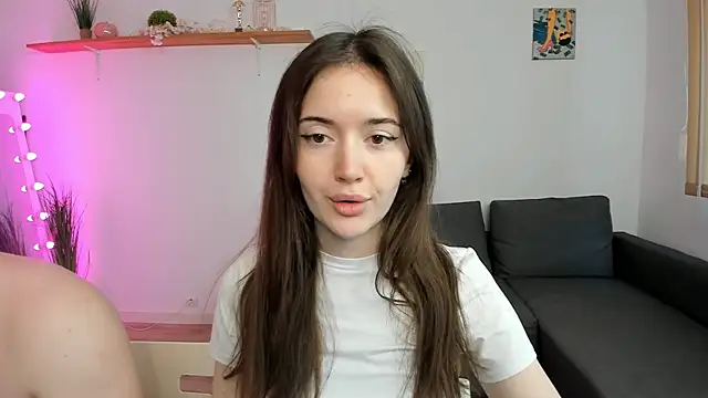 Snapshot of PollyFlame chatting on 26, 9, 2025 PollyFlame online show from 26, 9, 2025