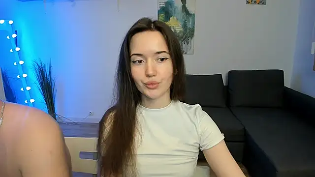 Snapshot of PollyFlame chatting on 25, 11, 2025 PollyFlame online show from 25, 11, 2025