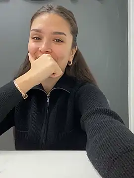 Snapshot of Sweet_Lollypop chatting on 22, 10, 2025 Sweet Lollypop online show from 22, 10, 2025