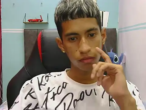 Angelstripboy online show from 14, 3, 2026