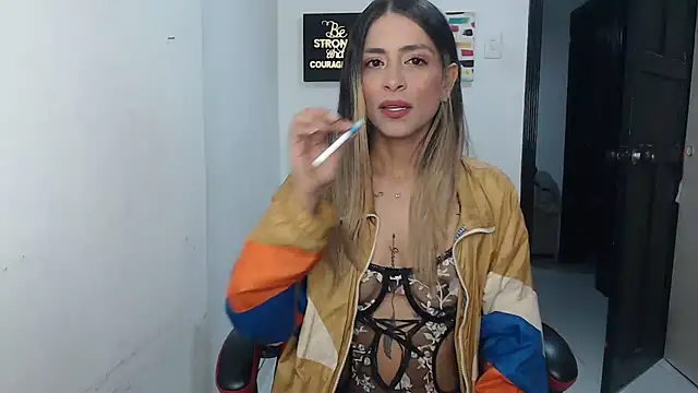 Liamiler01  online show from 24, 10, 2025