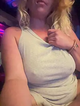 TrashleyRosebud online show from 20, 7, 2026