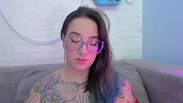 DEVA BLUE  online show from 10, 2, 2025