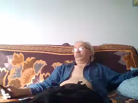 Snapshot of cumloverboyxx69 chatting on 23, 2, 2025 cumloverboyxx69 online show from 23, 2, 2025