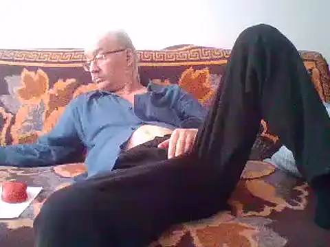 Snapshot of cumloverboyxx69 chatting on 23, 2, 2025 cumloverboyxx69 online show from 23, 2, 2025