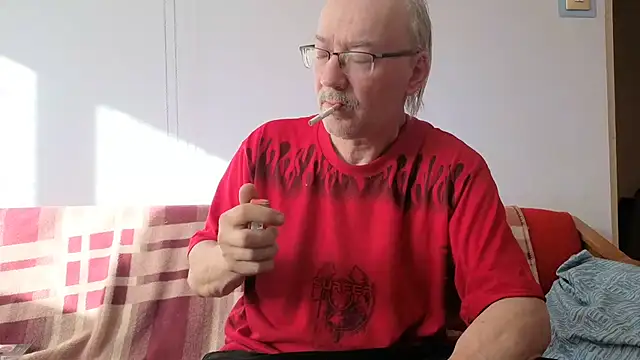 Snapshot of cumloverboyxx69 chatting on 23, 10, 2025 cumloverboyxx69 online show from 23, 10, 2025