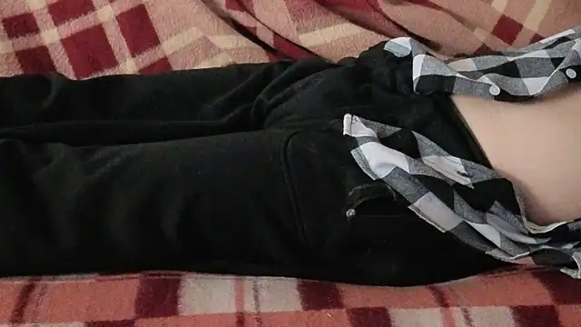 Snapshot of cumloverboyxx69 chatting on 15, 11, 2025 cumloverboyxx69 online show from 15, 11, 2025