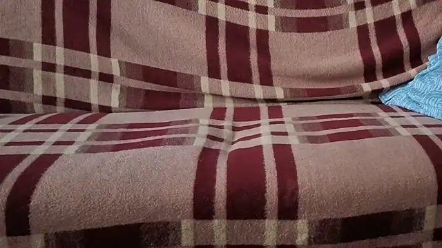 Snapshot of cumloverboyxx69 chatting on 18, 12, 2025 cumloverboyxx69 online show from 18, 12, 2025