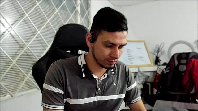 Snapshot of Rick_Diesel_ chatting on 28, 12, 2024 Rick Diesel online show from 28, 12, 2024