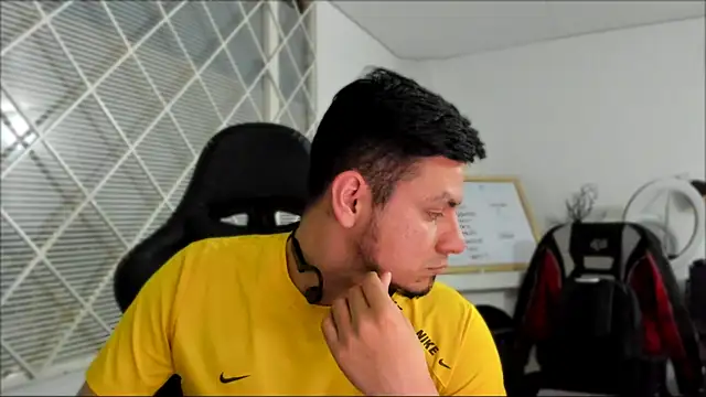 Snapshot of Rick_Diesel_ chatting on 31, 12, 2024 Rick Diesel online show from 31, 12, 2024