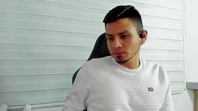 Snapshot of Rick_Diesel_ chatting on 10, 2, 2025 Rick Diesel online show from 10, 2, 2025