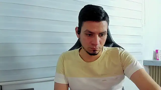 Snapshot of Rick_Diesel_ chatting on 24, 2, 2025 Rick Diesel online show from 24, 2, 2025