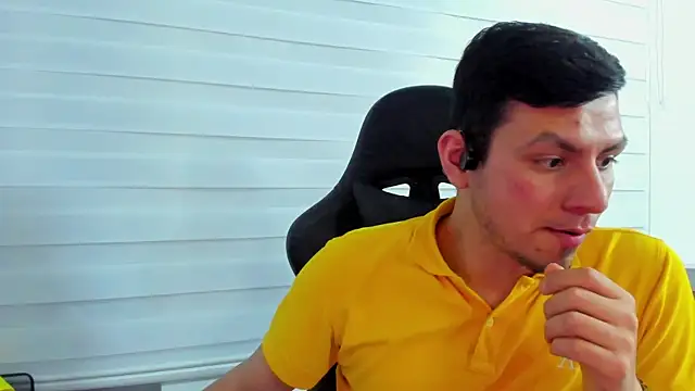 Snapshot of Rick_Diesel_ chatting on 3, 3, 2025 Rick Diesel online show from 3, 3, 2025