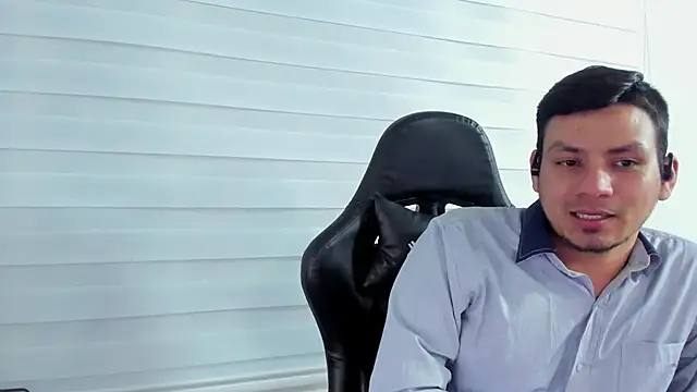 Snapshot of Rick_Diesel_ chatting on 6, 3, 2025 Rick Diesel online show from 6, 3, 2025