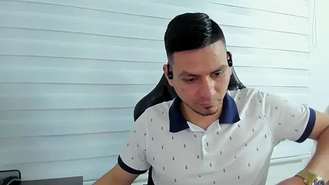 Snapshot of Rick_Diesel_ chatting on 11, 3, 2025 Rick Diesel online show from 11, 3, 2025