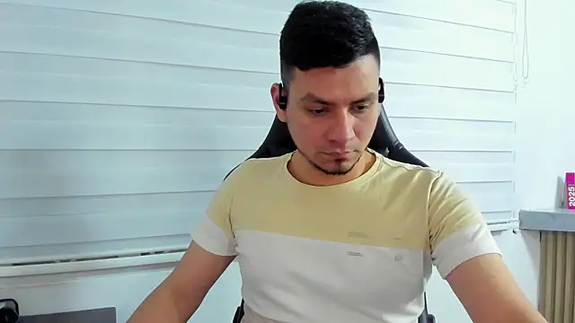 Snapshot of Rick_Diesel_ chatting on 18, 3, 2025 Rick Diesel online show from 18, 3, 2025