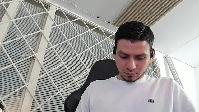 Snapshot of Rick_Diesel_ chatting on 1, 10, 2025 Rick Diesel online show from 1, 10, 2025