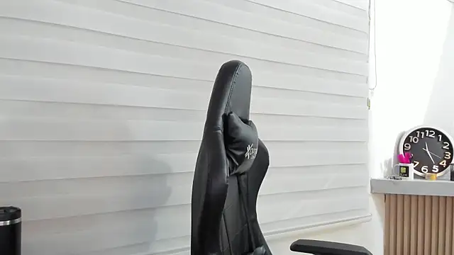 Snapshot of Rick_Diesel_ chatting on 16, 10, 2025 Rick Diesel online show from 16, 10, 2025