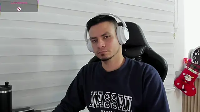 Snapshot of Rick_Diesel_ chatting on 14, 11, 2025 Rick Diesel online show from 14, 11, 2025