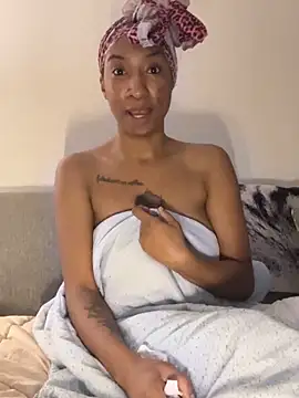 Iceblanca online show from 27, 10, 2025