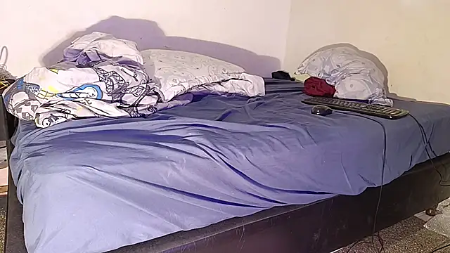 Snapshot of AmazingFuckCam chatting on 5, 10, 2025 AmazingFuckCam online show from 5, 10, 2025