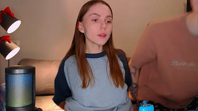 juliaanddima online show from 8, 1, 2025