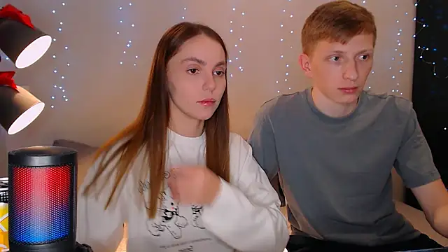 juliaanddima online show from 25, 2, 2025