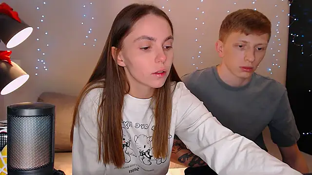 juliaanddima online show from 26, 2, 2025