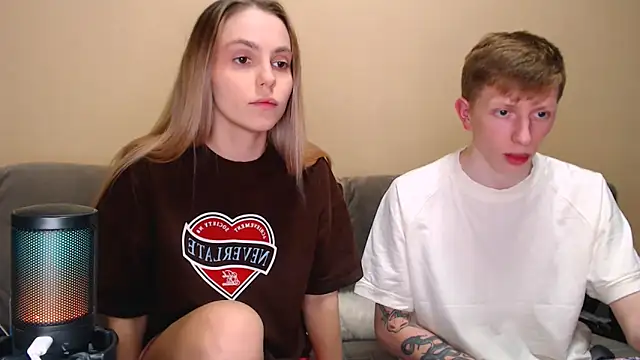 juliaanddima online show from 13, 2, 2026