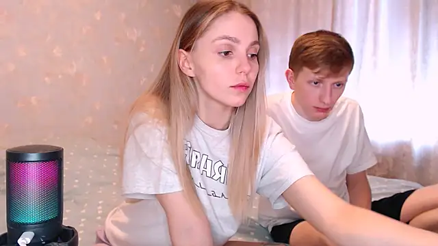 juliaanddima online show from 26, 2, 2026