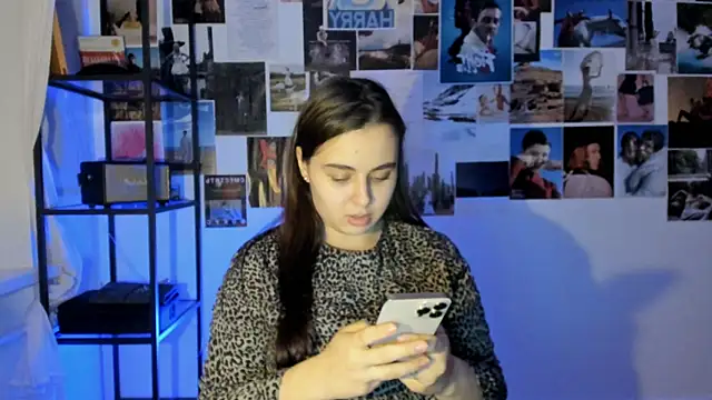 Snapshot of Tenderalise chatting on 11, 12, 2024 Tenderalise online show from 11, 12, 2024