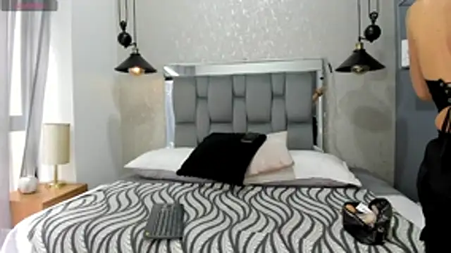Snapshot of mia_thompsonn_ chatting on 19, 6, 2026 mia thompsonn online show from 19, 6, 2026