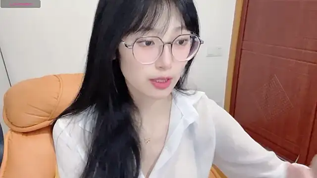 4uoki online show from 28, 9, 2025