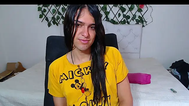 sweet1Girl online show from 20, 4, 2026