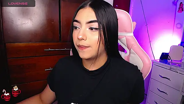 eva six online show from 6, 1, 2025