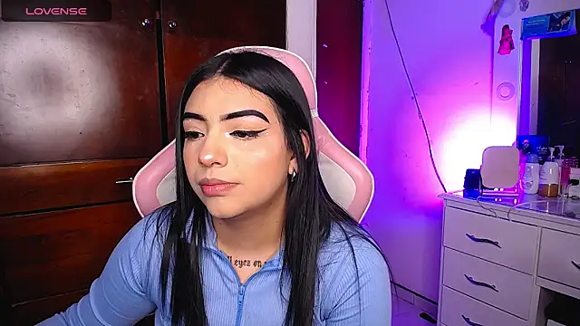 eva six online show from 5, 3, 2025