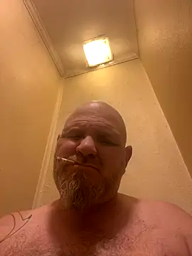 Snapshot of mrscum4u chatting on 4, 12, 2024 mrscum4u online show from 4, 12, 2024