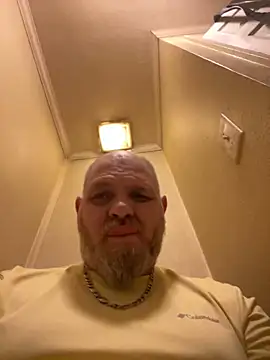 Snapshot of mrscum4u chatting on 16, 1, 2025 mrscum4u online show from 16, 1, 2025