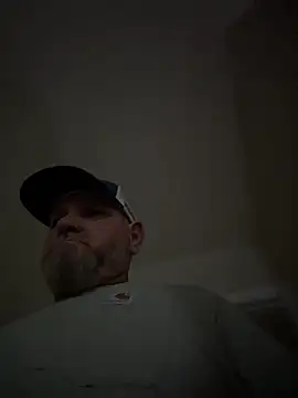 Snapshot of mrscum4u chatting on 9, 2, 2025 mrscum4u online show from 9, 2, 2025