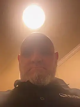 Snapshot of mrscum4u chatting on 24, 10, 2025 mrscum4u online show from 24, 10, 2025